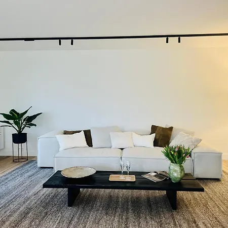 Gelijkvloers Appartement Met Prive Parking Knokke-Le-Zoute Extérieur photo