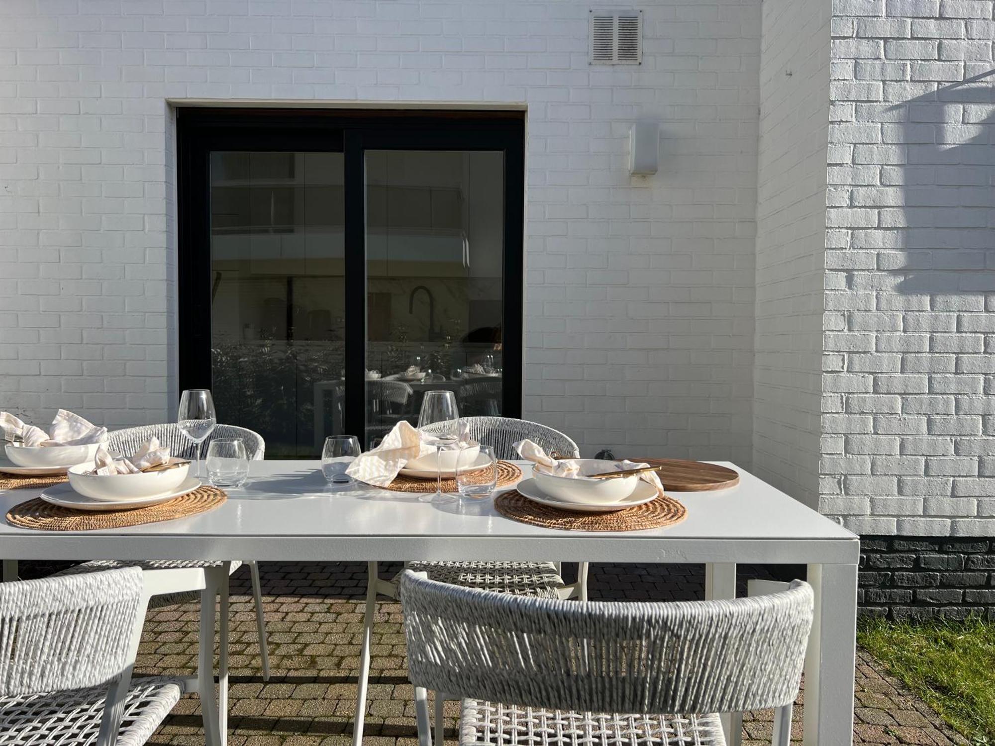 Gelijkvloers Met Prive Parking * Knokke-Heist