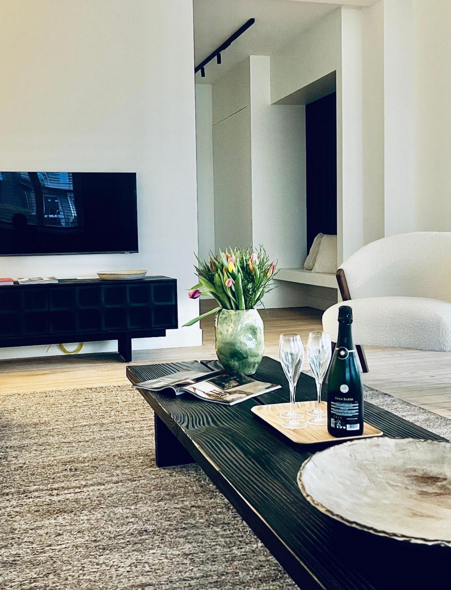 Apartamento Gelijkvloers Met Prive Parking *